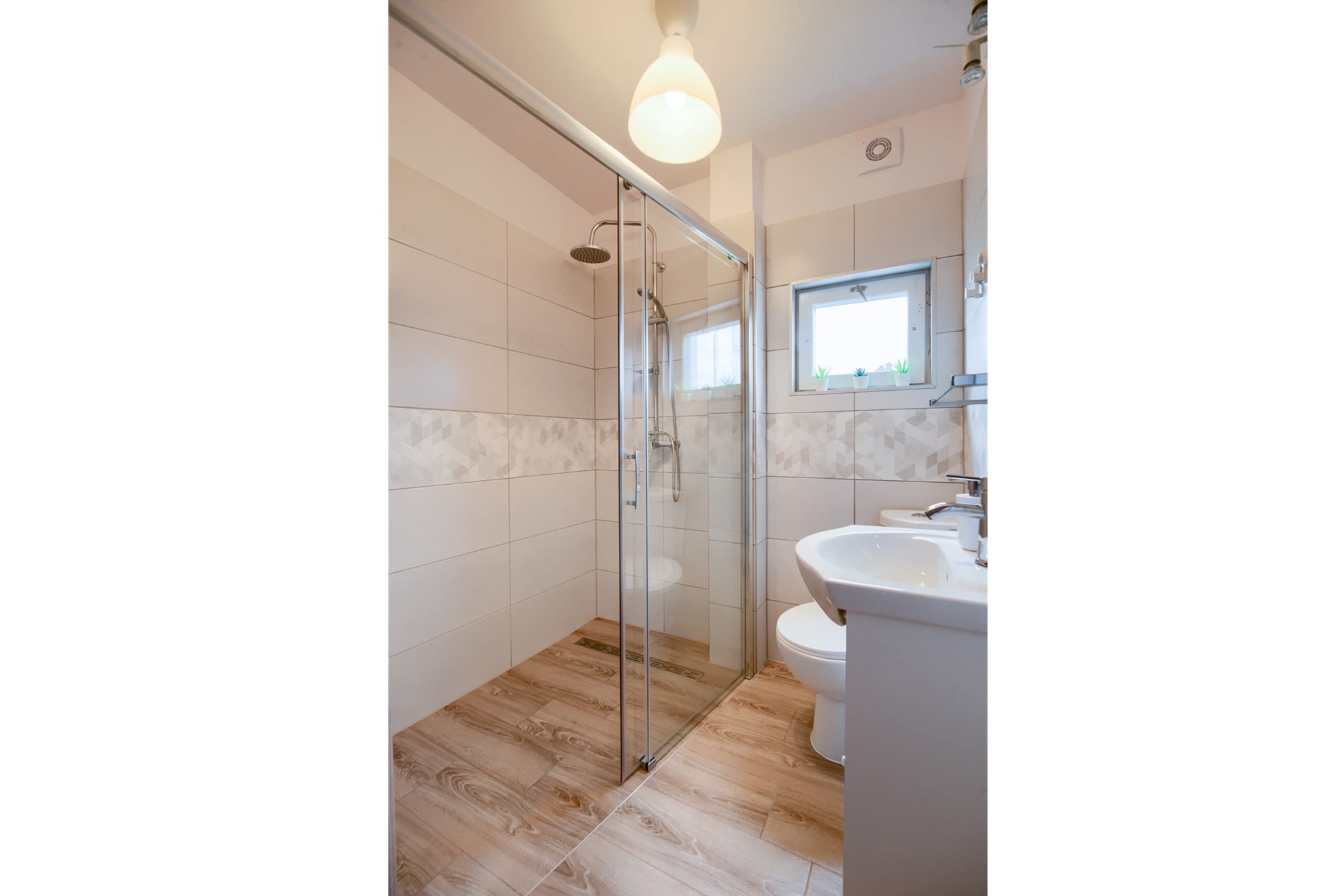 Prywatna łazienka w apartamencie nr 11